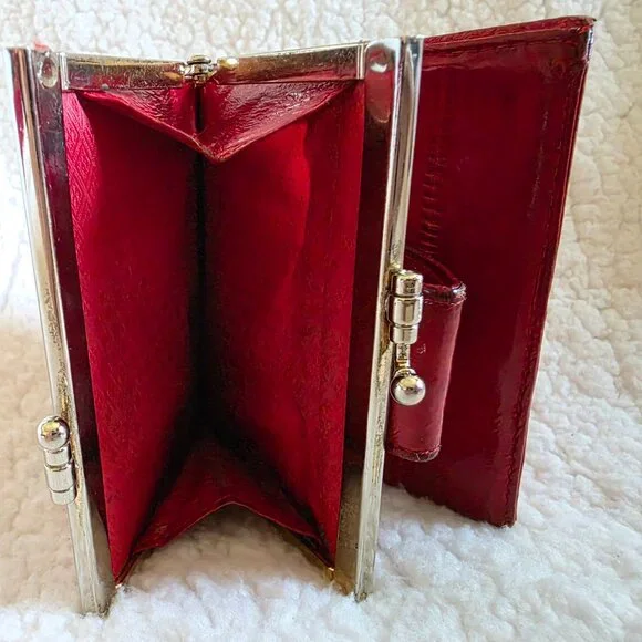 Collection of Red Eel Purse Accessories - Picture 9 of 16